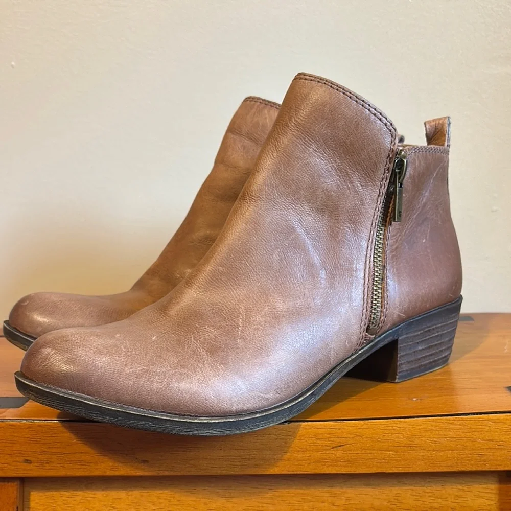 Lucky Brand Brown Ankle Boots with Low Heel - Picture 4 of 6